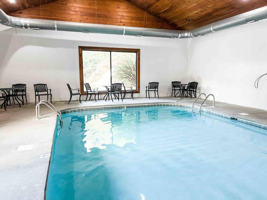 Indoor Heated Pool Hot Tub Cabin Sevierville Exterior foto